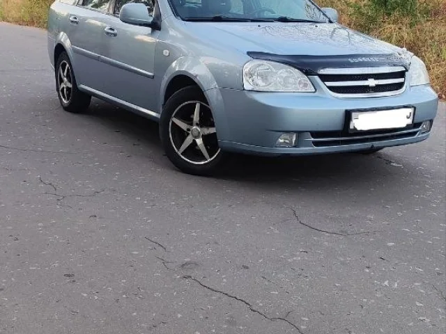 Фото: Предлагается к продаже автомобиль Chevrolet Lacetti, 2010 года выпуска, в кузове универсал с двигателем 1.6 литра и меха
