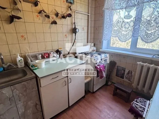 Фото: Продается 2-к квартира в центре п. Юбилейный. г. Луганск