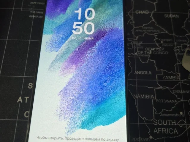 Фото: Продам Samsung Galaxy s21 fe 6/128 гб
