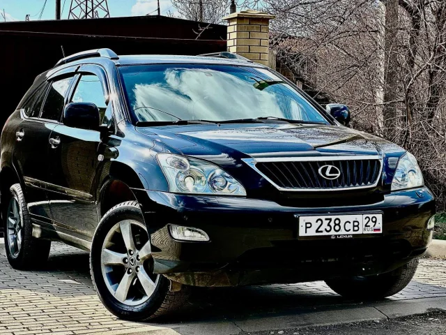 Фото: Продается Lexus RX года чёрного цвета на черной коже!