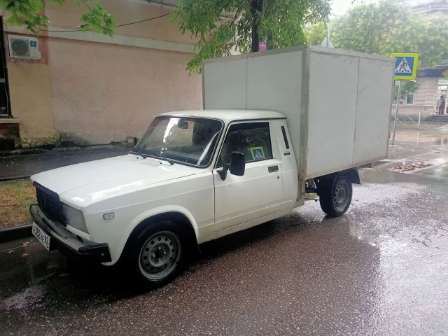 Фото: Продам ВИС - 2006год. Двигатель 1.6 инжектор, КПП 5-ступка. Техника идеальная,без вложений, резина новая, кузов без гнил