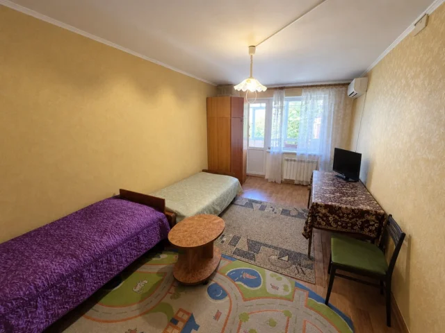 Фото: Продам 1 комн. квартиру в жилом состояние