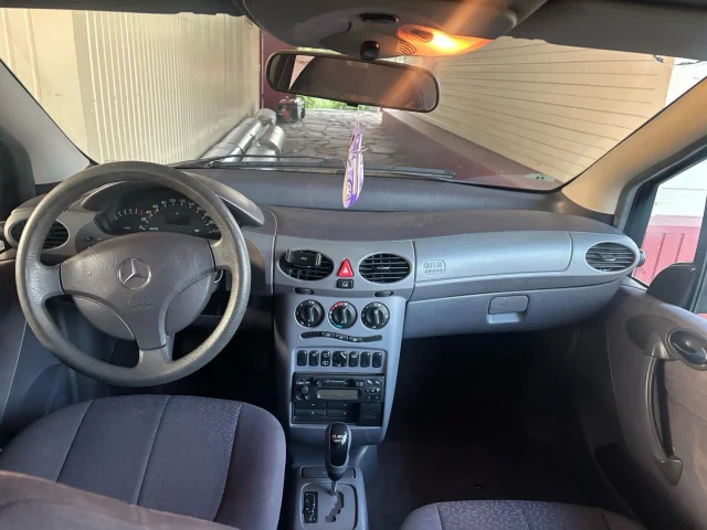 Фото: Марка автомобиля: Mercedes-Benz A-class 140