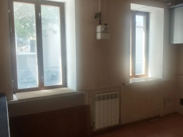Фото: Аренда не жилого помещения в Бердянске, центр, ул.Итальянская(дюмина)