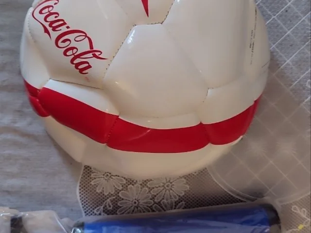Фото: Мяч с насосом - 500р