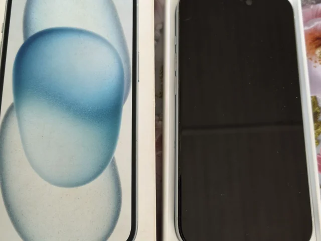 Фото: Продам IPhone 15(128), батарея 88%, куплен год назад, хорошее состояние цена 35т