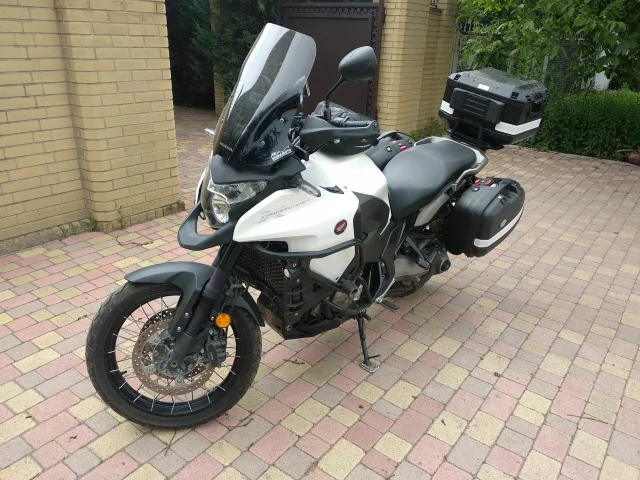 Фото: Продам, мотоцикл HONDA VFR 1200X Crosstourer, 2017 г.в., 1200 см. куб., МКПП 6 ст., одометр 42 500 км
