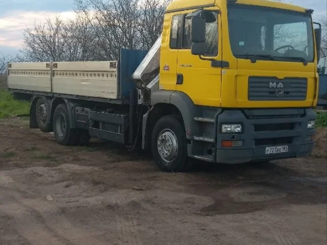 Фото: Продам MAN TGA 26.410 2005 год. В отличном состоянии, машина обслужена, вложений не требует. Длина стрелы 11 метров, зад