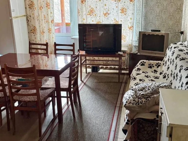Фото: Продам трехкомнатную квартиру