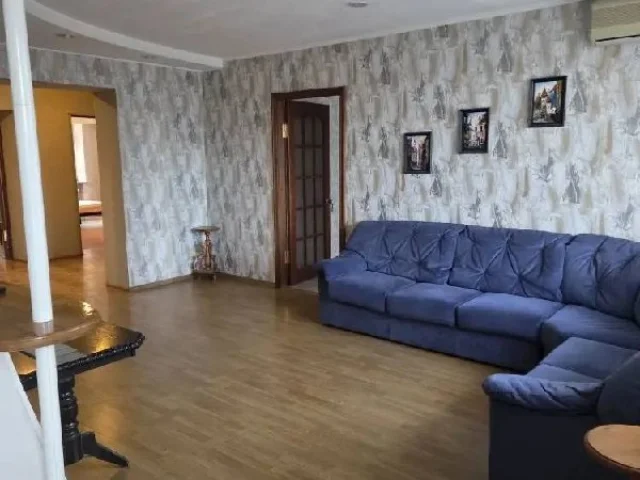 Фото: СРОЧНО! Продам квартиру, Ориентир Донецк Сити
