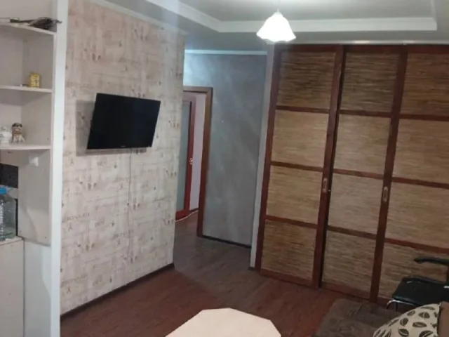 Фото: 🏠Сдается 2 комнатная студия , Ленинский район, Оцкб. 2/4 этаж