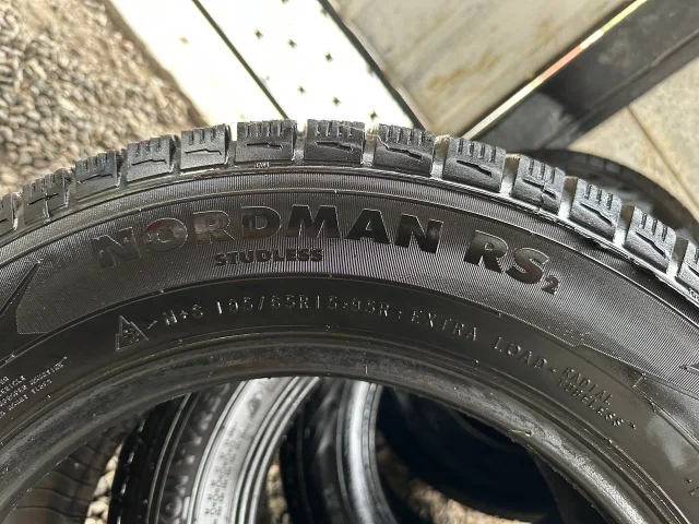 Фото: Продам резину в хорошем состоянии откатал один сезон 195/65R15, 12тыщ