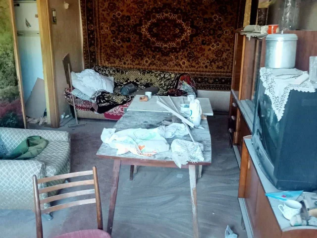 Фото: Продам 3-комнатную квартиру в Ильичевском районе Мариуполя по проспекту Металлургов 168 в районе плавбассейна «Нептун»