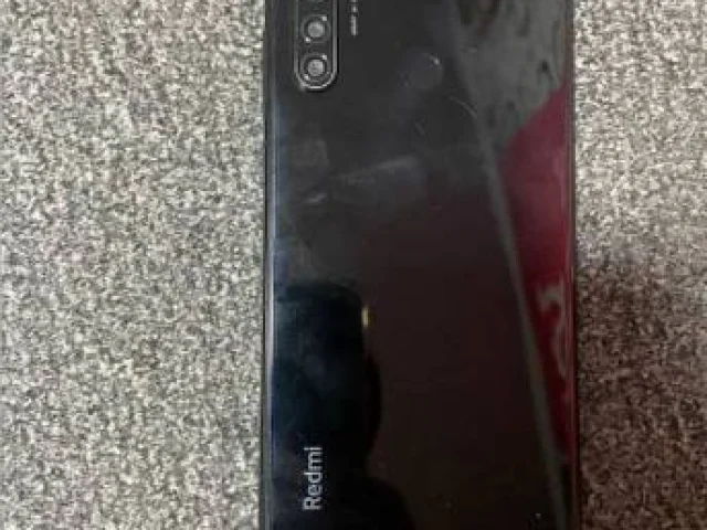 Фото: продам телефон Redmi note 8 64/6гб состояние хорошее без дефектов
