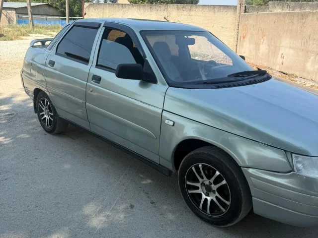 Фото: Продам Ваз 2110 . 2005 г. в. в очень хорошем состоянии. Двигатель, коробка в отличном состоянии. Кузов не битый. не гнил