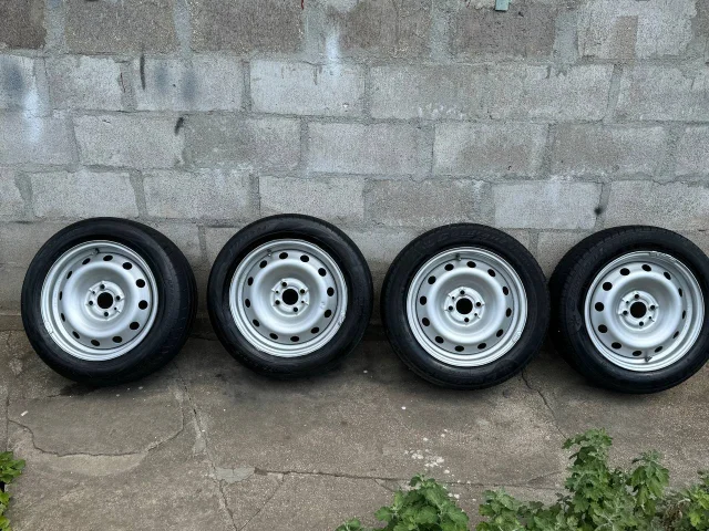 Фото: Продам комплект колес r15