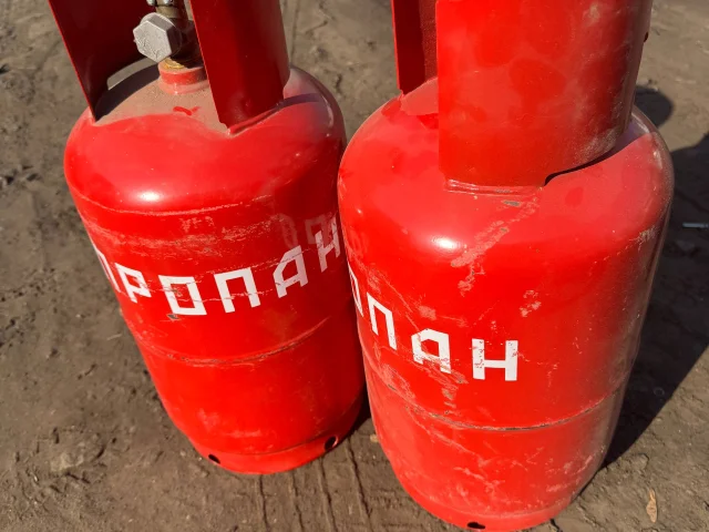 Фото: Продам баллоны с газом 12л