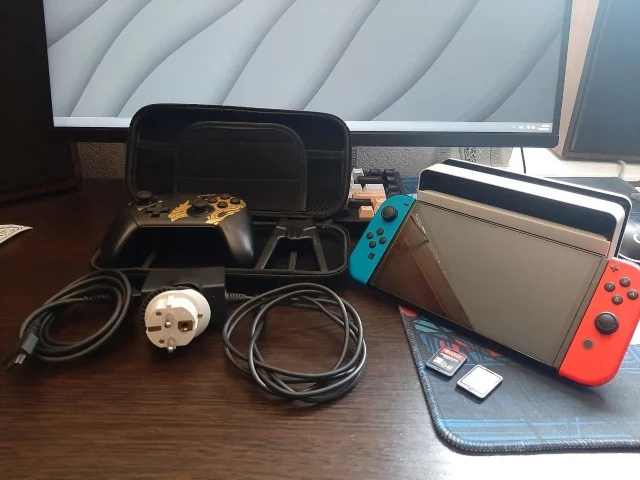 Фото: Nintendo switch oled 64+256gb