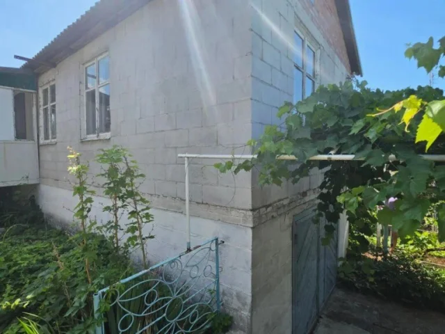 Фото: Продам двухэтажный дом