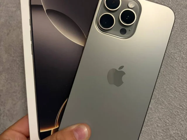 Фото: iPhone 16 pro max 256gb