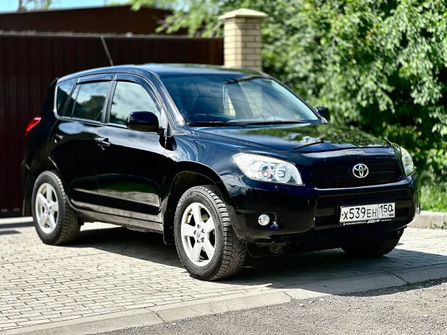 Фото: Продам шикарного Toyota RAV-4 2006 года на автомате с родным пробегом 191.000км!! И единственным хозяином Подтверждено а
