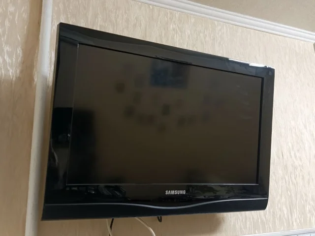 Фото: Продаю телевизор Samsung