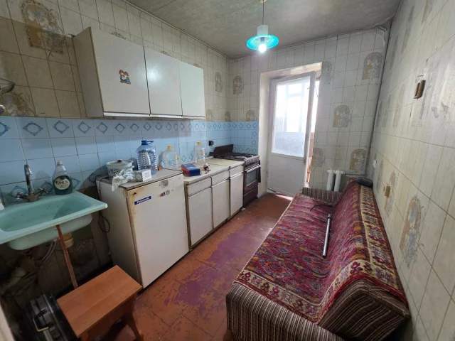 Фото: 1 комнатная 32м2 кв. Ленинского Комсомола, Артемовский рн, Луганск
