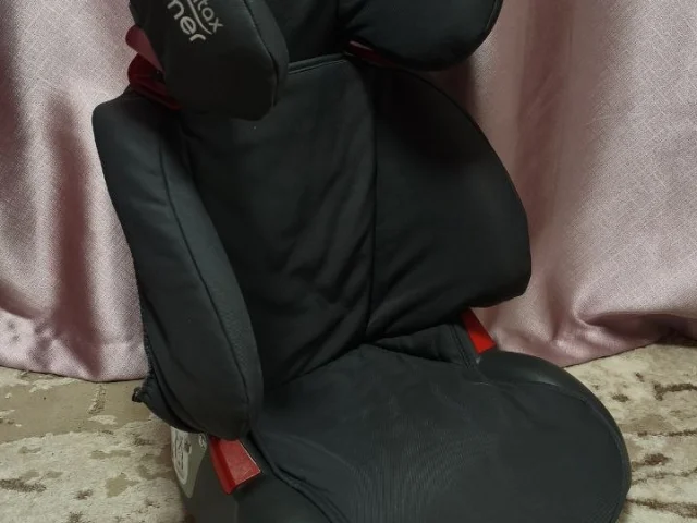 Фото: Автокресло Britax Romer
