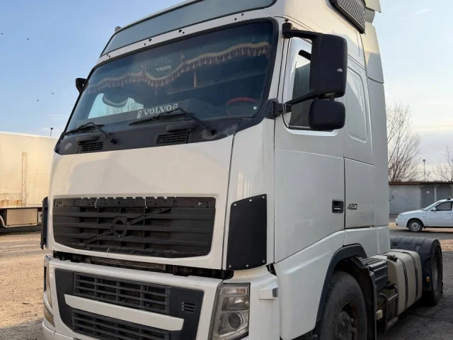Фото: Volvo fh13 420л.с 2010