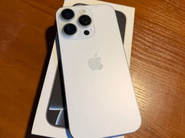 Фото: Продам iPhone 16 Pro 256 гб