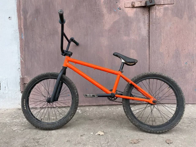 Фото: Продам трюковой велосипед BMX