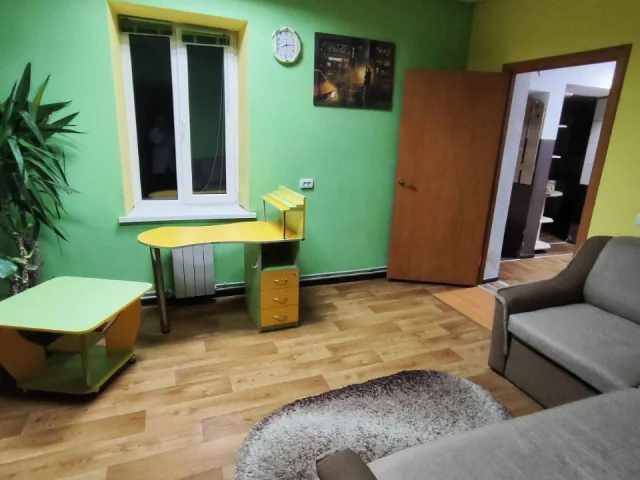 Фото: 🏡 Сдаётся дом в центре города. Свой двор, место под машину, автономное отопление