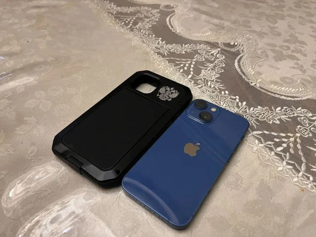 Фото: Продам iPhone 13 mini blue 💙