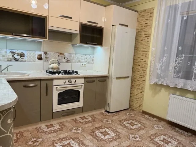 Фото: Сдаю двухкомнатную квартиру в Ленинском районе Донецка