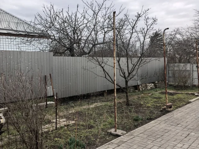 Фото: 😉😄☺️😁❗Дом Приморский район,ул Ласкова.Ориентир магазин Шанс,квартал Азовье. Вода постоянно! 💦                           