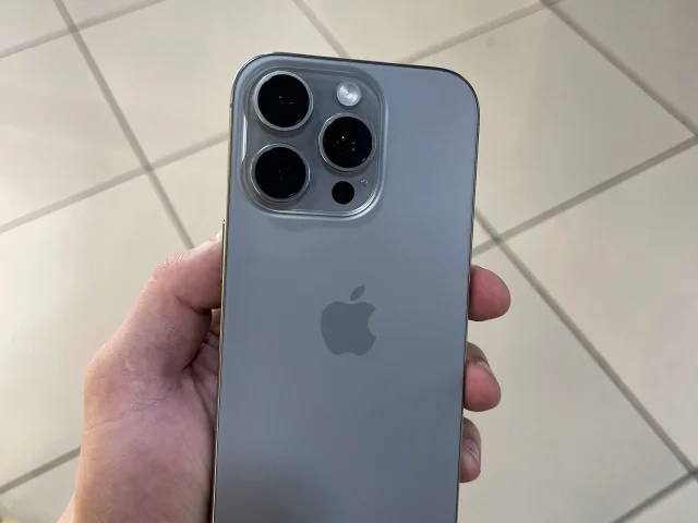 Фото: iPhone 15 Pro 128GB