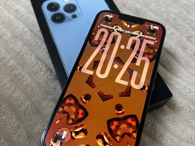 Фото: Продам IPhone 13 Pro blue на 256 гб