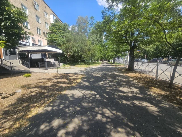 Фото: ✅Продам в г.Мелитополь, микрорайон, на бульваре р-н Елены, нежилое встроено -пристроеное помещение 63.3 м2-общей площадь