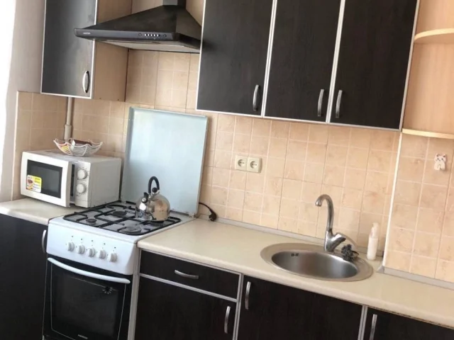 Фото: Сдам 1к квартиру в Калининском районе, ул. Капитана Ратникова, 21000 руб./месяц, к/у отдельно