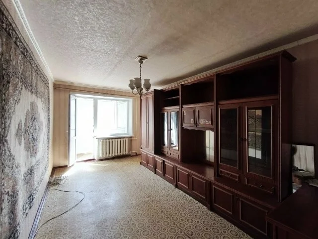 Фото: Цена снижена! Продам 2-х ком. квартиру 3/5 ул. Остапенко 26