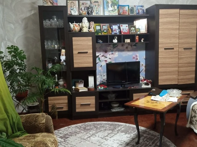 Фото: Продаётся часть дома в общем дворе 🏡