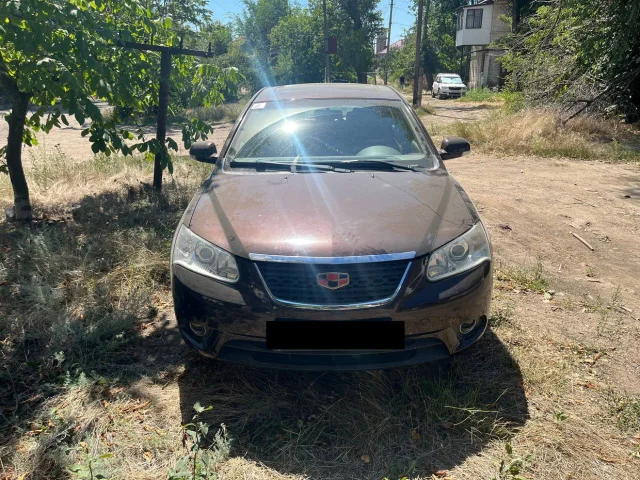 Фото: Geely Emgrand EC7. Год 2012. Двигатель 1.8. Пробег 48т.Коробка автомат. Не бит не крашен в родной краске .Читайте прежде