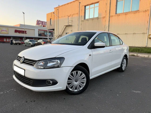 Фото: Volkswagen Polo, 2011 г
