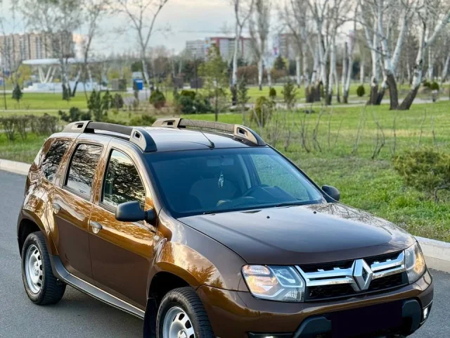 Фото: Продаю Renault Duster 4х4, 2015 год, рестайлинг