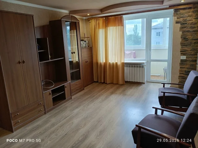 Фото: Продам 3-х комнатную квартиру, ЦГР, ул. Минина-Пожарского 115, 5/5,, общая площадь 60м. кв., окна пластик, два балкона п