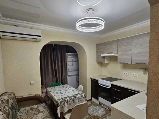Фото: Сдаю однокомнатную квартиру 33 м² этаж 5, город Донецк, Ворошиловский район проспект Ильича