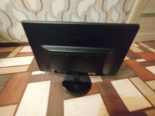 Фото: Продаю Монитор Philips 226V4LSB/") из серии V-line