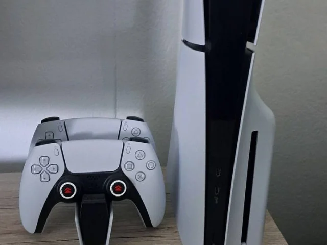 Фото: Продам PlayStation 5 Slim 1TB 2 ДЖОЙСТИКА