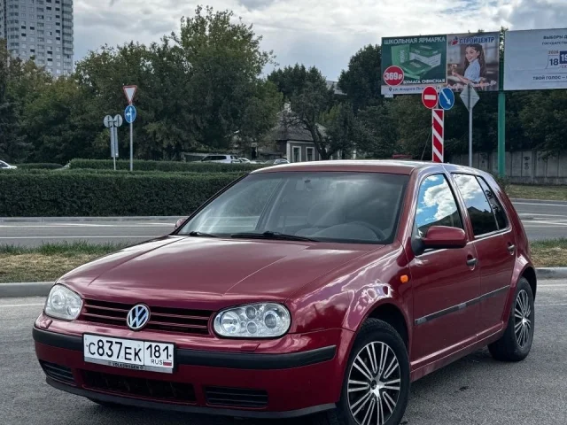 Фото: Марка автомобиля: Volkswagen Golf 4