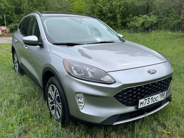 Фото: FORD Escape AWD 2021